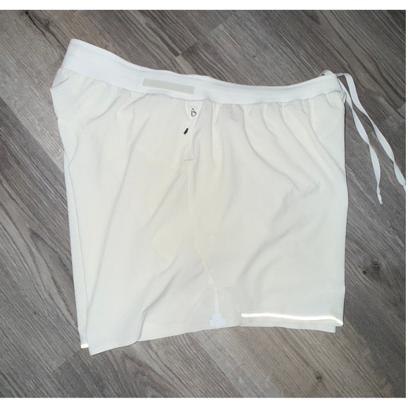 Lululemon Shorts Mens XLarge Fast free Short 6" Lined Running White Athletic Gym - Picture 9 of 10